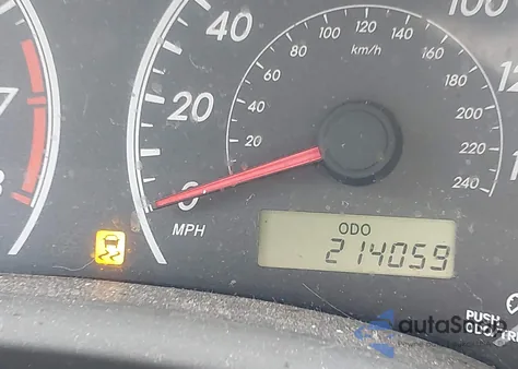 2010 Toyota Corolla z USA, uszkodzony, nr VIN 2T1BU4EEXAC487997